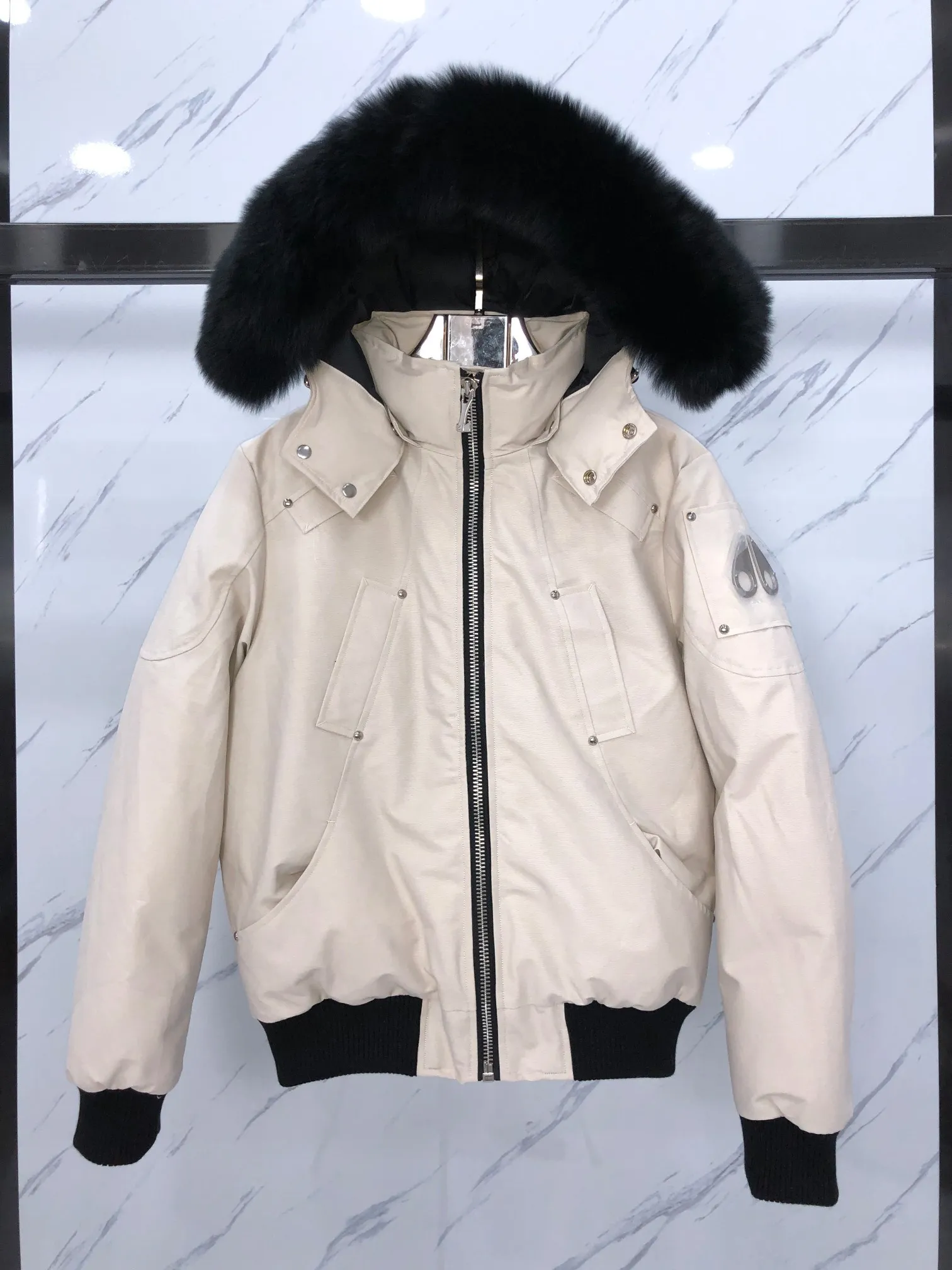 Moose knuckles 02 ： / （ ） Moose knuckles . 2007 ！ Premium ， 。 ， RMB 5040-15000 ！ ，LOGO ！ . ！ MONCLER/ Canada Goose/ ，Moose knuckles 2019 …… ！ ， ! YKK， ， ！ ， . ！ 3D ， Size:s-2xl